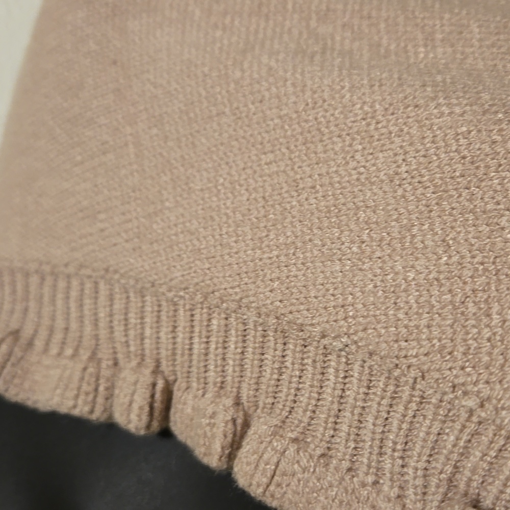Hem & Thread Ruffled Cardigan NWT - Picture 3 of 7